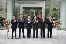 렉서스, 강남 도산대로에  렉서스 도산 문열어