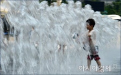 [포토]분수속으로