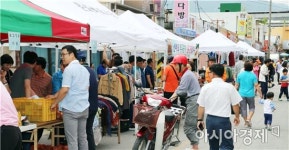 알뜰한 소비 “장흥칠거리 문화 벼룩시장“으로 모여라