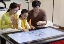 우리 집 분위기 바꿔줄 잇(IT)테리어 제품 없을까? 아이카이스트의 터치플레이!