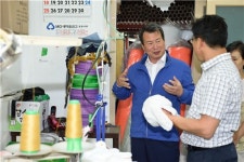 [동정]나진구 중랑구청장, 봉제업체 방문