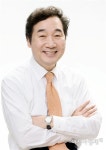이낙연 전남지사, 미래경영부문 경제리더 대상 수상