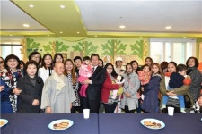 [포토]중랑구 용마산경로당에 공동육아나눔터 개소