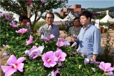 염태영 수원시장 무궁화대상 받아