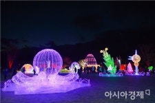 순천만정원 별빛축제 ‘호평’…연말까지 무료입장