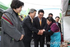 전국시도의장협의회, 여수수산시장 방문