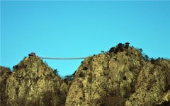 [여행만리]무진장 버스 타고 달려오는 봄소식, 馬耳山도 들었을까