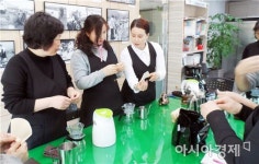 “바리스타 교육 받고 자격증 도전하세요”