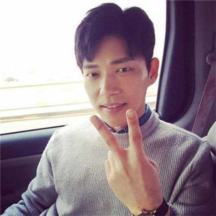 한국 배우 지승현, 두시탈출 컬투쇼 출연 논란...아내 공개 이야기에 시청자들 눈길