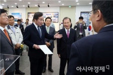 이낙연 전남지사,세계최대 현수교 설계업체 평화엔지니어링 방문