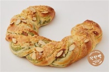 뚜레쥬르, 착한빵 시리즈 우리쌀로 만든 쑥떡브레드 출시