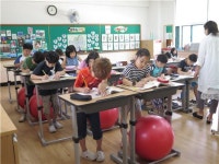 강동구, 전국 최초 움직이는 교실 개발 아동비만 예방