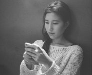 스티븐연, 남다른 아우라 뽐내는 미모의 아내 눈길