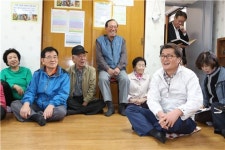 유종필 관악구청장“난 경로당 청년부장”