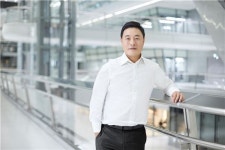 [2017 뉴리더십-비전퀘스트]조현식·현범 한국타이어 사장의 광폭 인맥