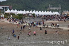 무안황토갯벌축제, 17일까지 생태갯벌센터 일원서 열려