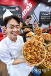 [포토]도미노 슈퍼시드 앤 스테이크 피자 출시