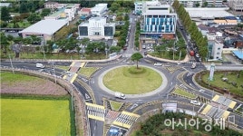 구례군청 앞 교통사고 줄이기 위한 회전교차로 설치