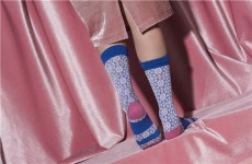 밀레, 패션 양말 시장 진출…새 브랜드 스테이 골드 론칭