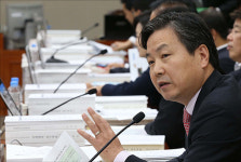 [중기부장관 지명]홍종학 전 의원…이번엔 청문회 통과할까