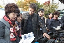 [포토]양천구, 여성자가운전자 위한 자동차 정비교실 열어