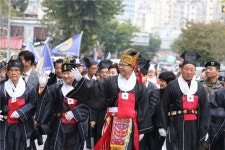 300년 넘은 마을굿 남이장군 사당제 열어