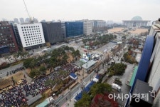 [포토] 경찰병력으로 가로막힌 국회대로길