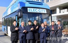 윤장현 광주광역시장, 전기시내버스 시승