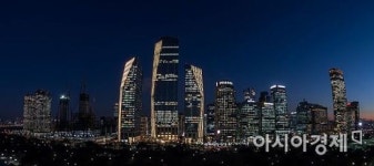 [포토] 화려한 불빛 밝히는 여의도 마천루