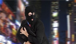 [이번주 짤뉴스] 백화점서 코트 바꿔입고 도망간 50대, 세탁소 꼬리표에 덜미