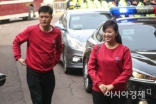 [포토] 해오름극장 도착한 현송월 단장