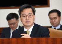 김동연 군산ㆍ창원 진해 등 6곳 고용위기지역 지정