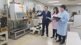 [다시 뛰는 협동조합]VOCs 검사·공동구매 통해 '중기 버팀목'된 주택가구협동조합