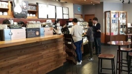 [르포]현금 안 받는 스타벅스 불편함 전혀 못느꼈어요