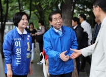 이정근 서초구청장 후보  박원순 후보와 윈윈 유세
