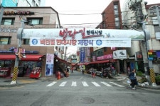 금천구 비단길 현대시장 리모델링 마쳐