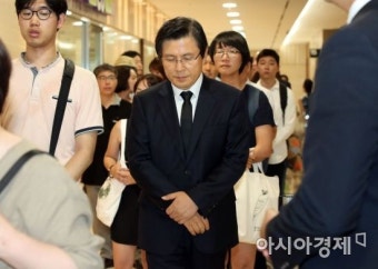 [포토] 故 노회찬 정의당 원내대표 빈소 찾은 황교안 전 국무총리