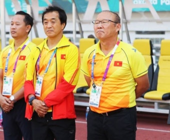 '박항서 매직' 베트남, 일본 꺾었다…