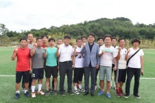 [포토]오승록 노원구청장, 양주시 옥정 축구장 방문