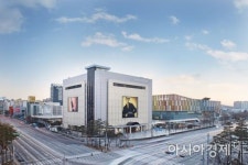 광주신세계 개점 23주년 “라이프스타일 랜드마크로 거듭날 터”