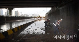 [포토] 중랑천침수180830월릉교28.jpg