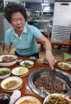 [한국의 백년가게]도자기 빚고, 담금질 하듯 소갈비 47년 외길 마산 화성갈비