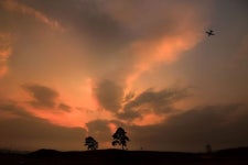 [조용준의 여행만리]土城 위 저 소나무 붉은 노을을 품다