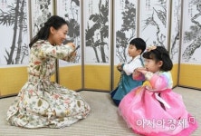 [포토] 포스코 광양제철소 유치원생들 “새해 복 많이 받으세요”