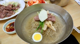 사라지는 서민음식 냉면·칼국수 가격 폭등…유명 맛집 을밀대·명동교자 가격 인상