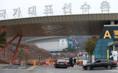 감기약 전하려…쇼트트랙 김건우, 선수촌 女숙소 출입해 퇴촌 