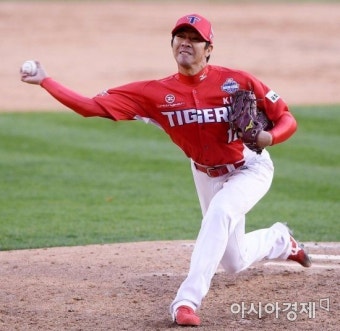 '창용 불패' 임창용, 현역 은퇴…