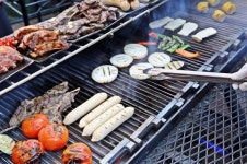 바람 살살 불어오는 5월, 호텔 테라스에서 즐기는 낭만 BBQ 패키지