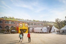 산불사태 고성에 착륙한 우주선…SKT, 첨단기술로 희망 틔우다