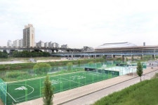구로구, 안양천 체육시설 새 단장